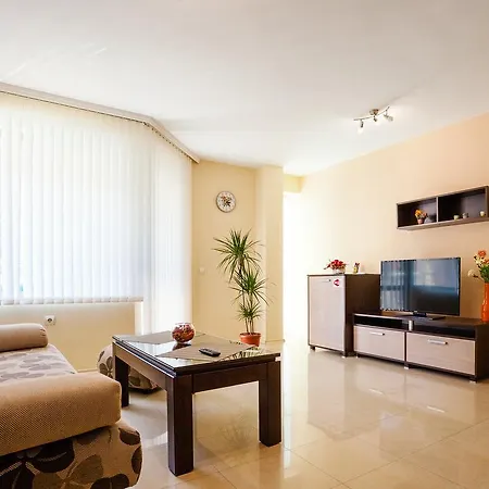 Apart Otel Bright House
