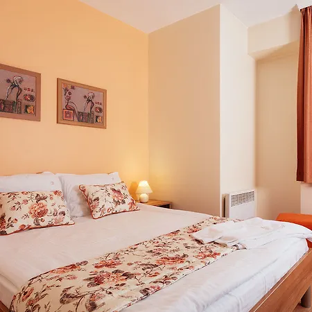 Bright House Apart Otel 3*