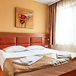 Bright House 3*
