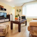 Bright House 3*