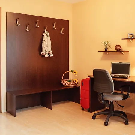 Bright House Lägenhetshotell Plovdiv