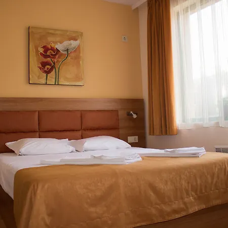 Bright House 3*
