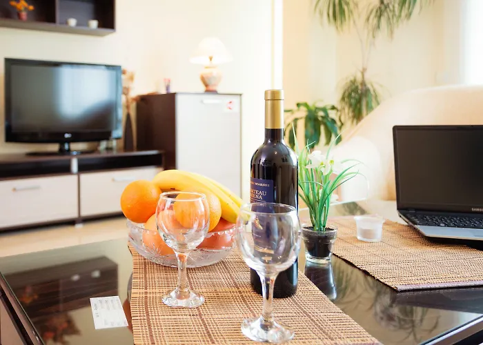 Bright House Lägenhetshotell 3*